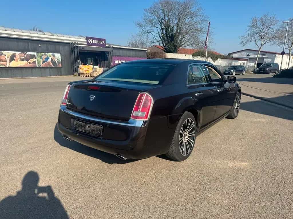 Lancia Thema Executive/SHZ v+h/SBL/Autom/Leder/Bi-Xenon 07/2013-photo-5