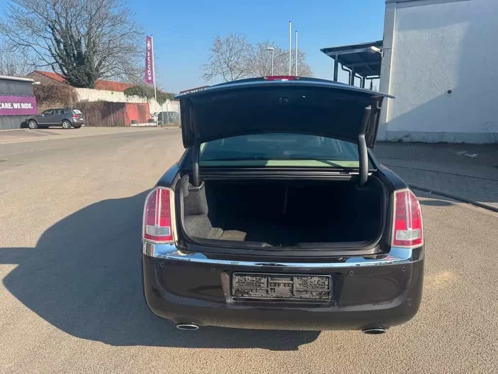 Lancia Thema Executive/SHZ v+h/SBL/Autom/Leder/Bi-Xenon 07/2013-photo-8