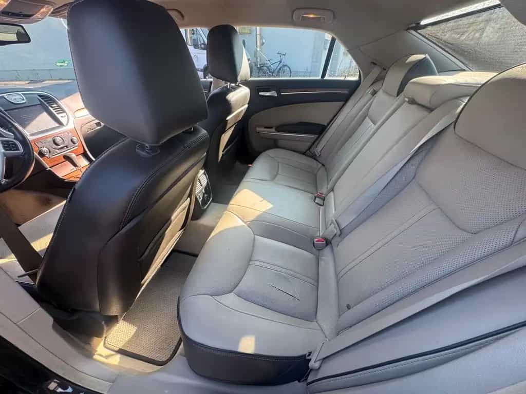 Lancia Thema Executive/SHZ v+h/SBL/Autom/Leder/Bi-Xenon 07/2013-photo-9