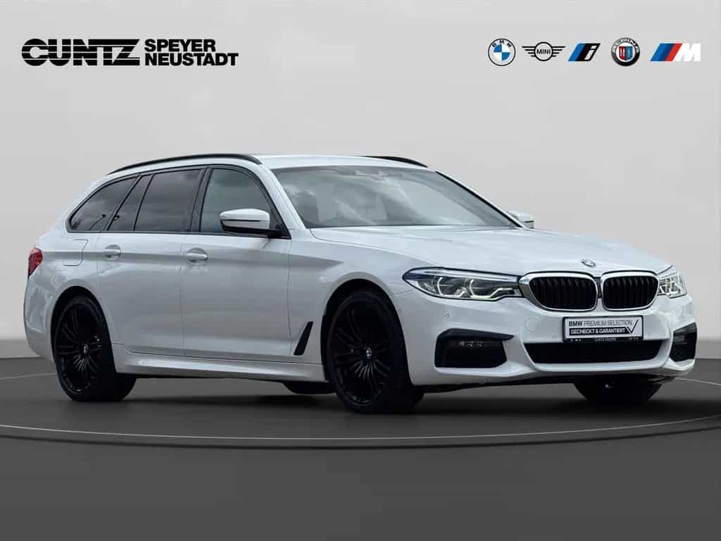 BMW 5 Series 540d xDrive Touring M Sport Harman/Kardon Parkin 02/2020-photo-2