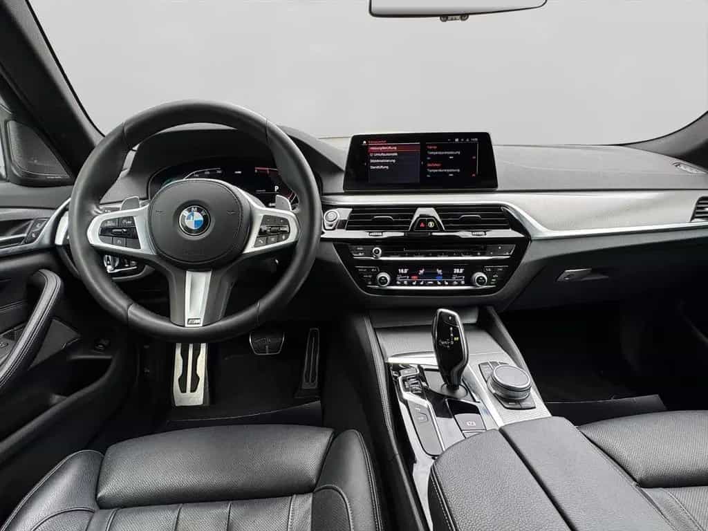 BMW 5 Series 540d xDrive Touring M Sport Harman/Kardon Parkin 02/2020-photo-21