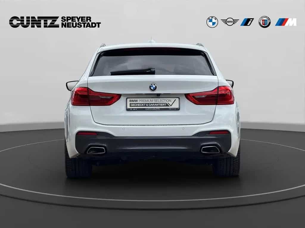 BMW 5 Series 540d xDrive Touring M Sport Harman/Kardon Parkin 02/2020-photo-5