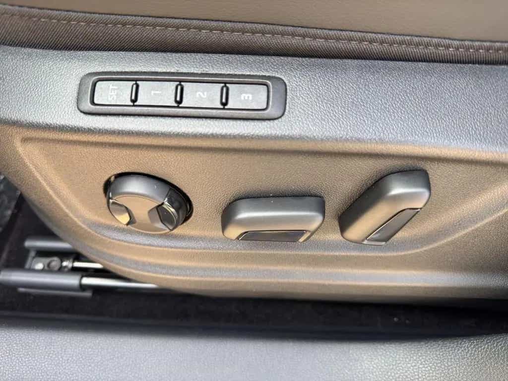 Cupra Ateca VZ 2.0 TSI 300PS 4x4 Akrapovic Brembo Busi null-photo-24