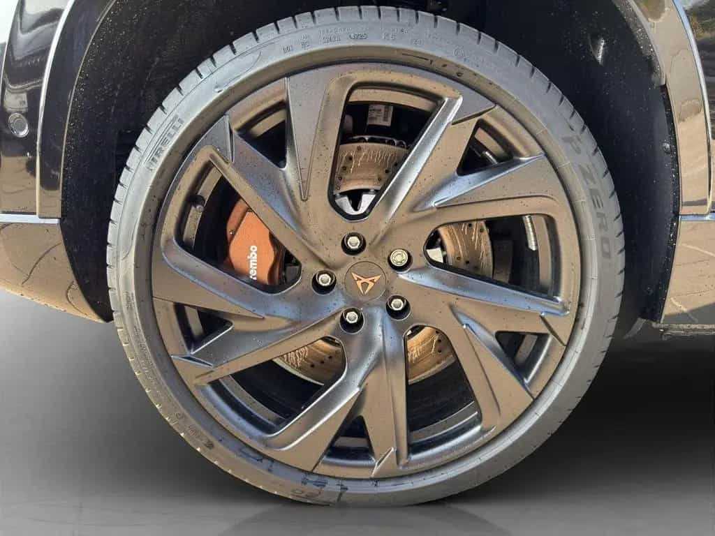 Cupra Ateca VZ 2.0 TSI 300PS 4x4 Akrapovic Brembo Busi null-photo-9