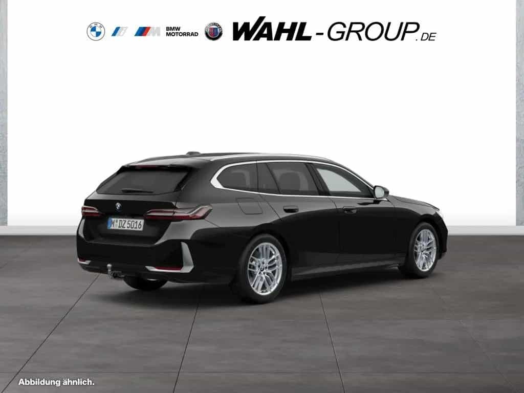 BMW 5 Series 520d Touring AHK HarmanKardon Innovation LED Dri null-photo-1