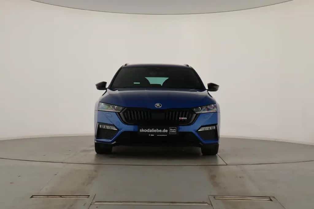 Skoda Octavia COMBI RS 2.0TDI DSG LEDER/ALCANTARA+HUD 01/2024-photo-2