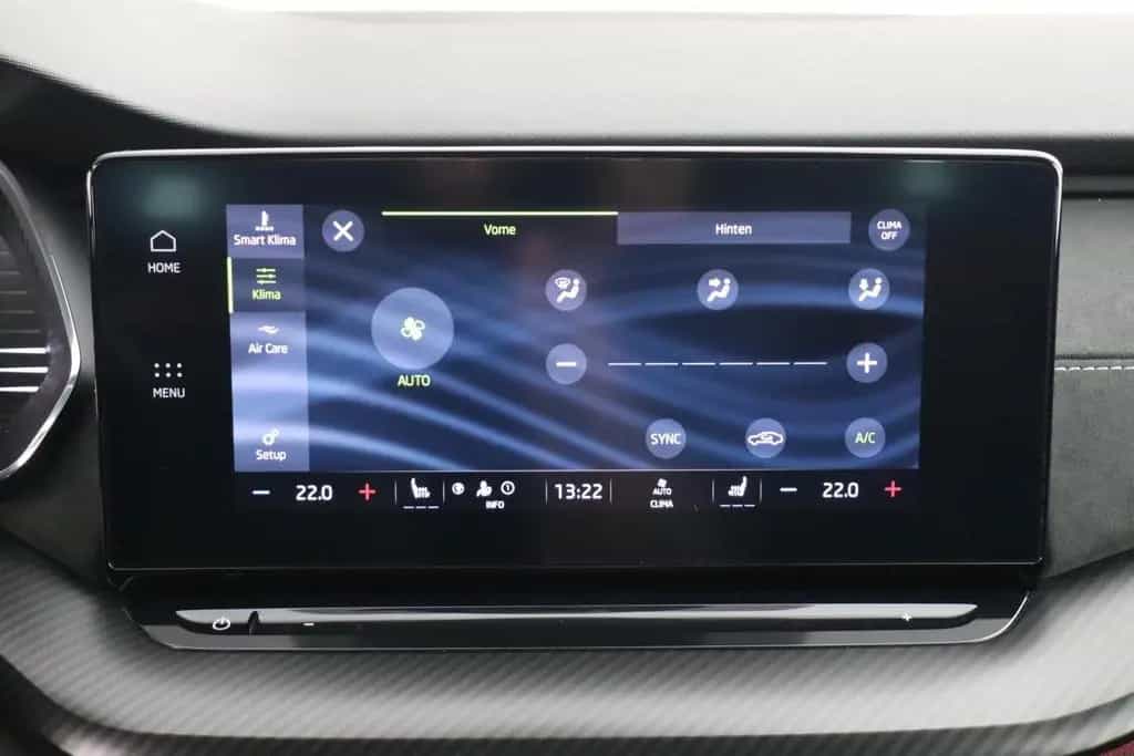 Skoda Octavia COMBI RS 2.0TDI DSG LEDER/ALCANTARA+HUD 01/2024-photo-20