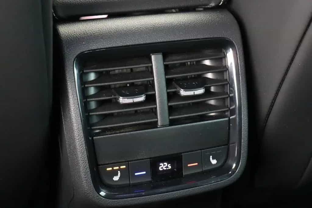 Skoda Octavia COMBI RS 2.0TDI DSG LEDER/ALCANTARA+HUD 01/2024-photo-22