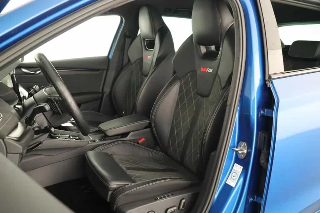 Skoda Octavia COMBI RS 2.0TDI DSG LEDER/ALCANTARA+HUD 01/2024-photo-8