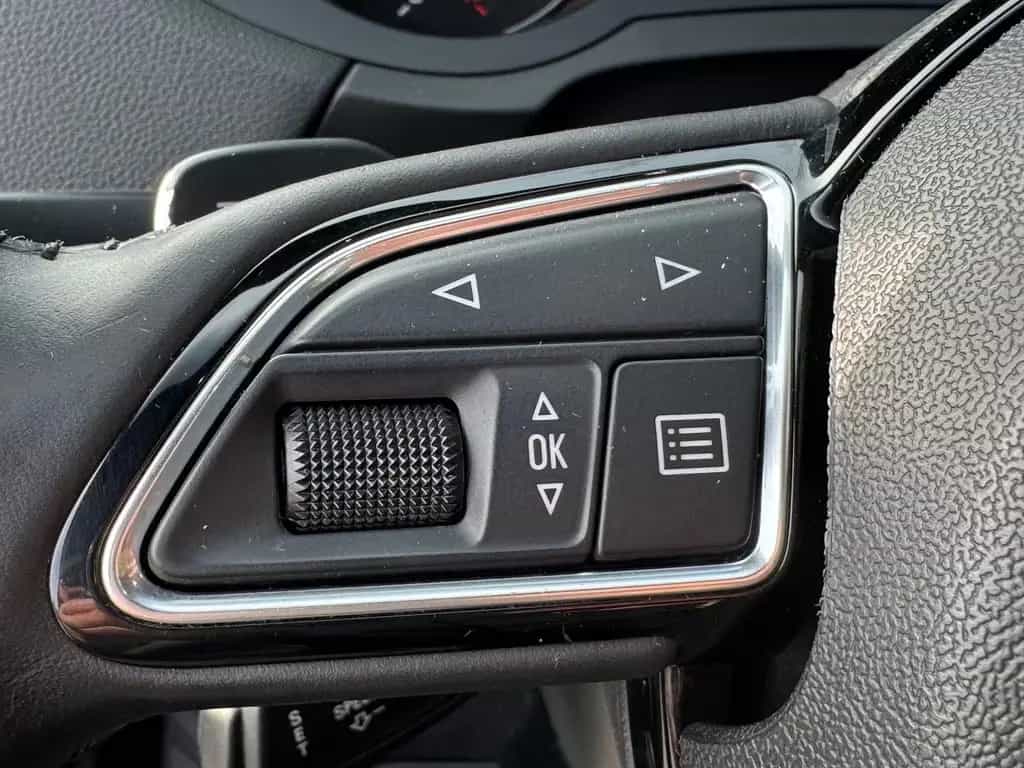 Audi Q3 2.0 TFSI Quattro Leder Navi Keyless SHZ 09/2015-photo-24