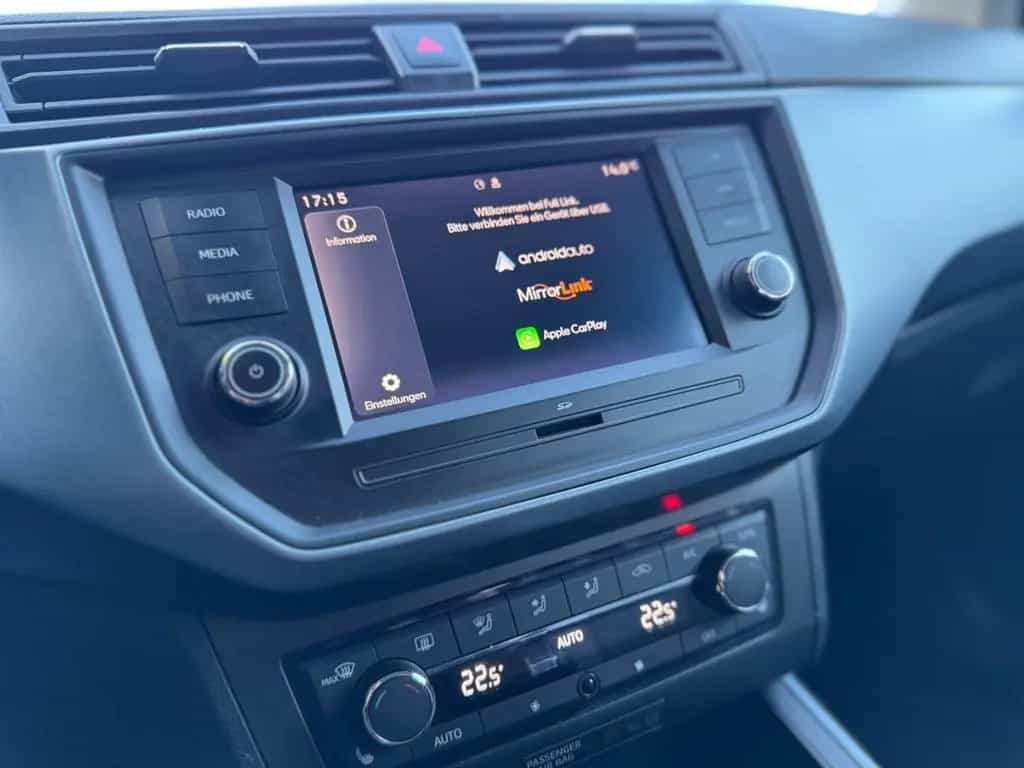 Seat Arona Style Beats Automatik/Kamera/SHZ/Garantie 05/2021-photo-16