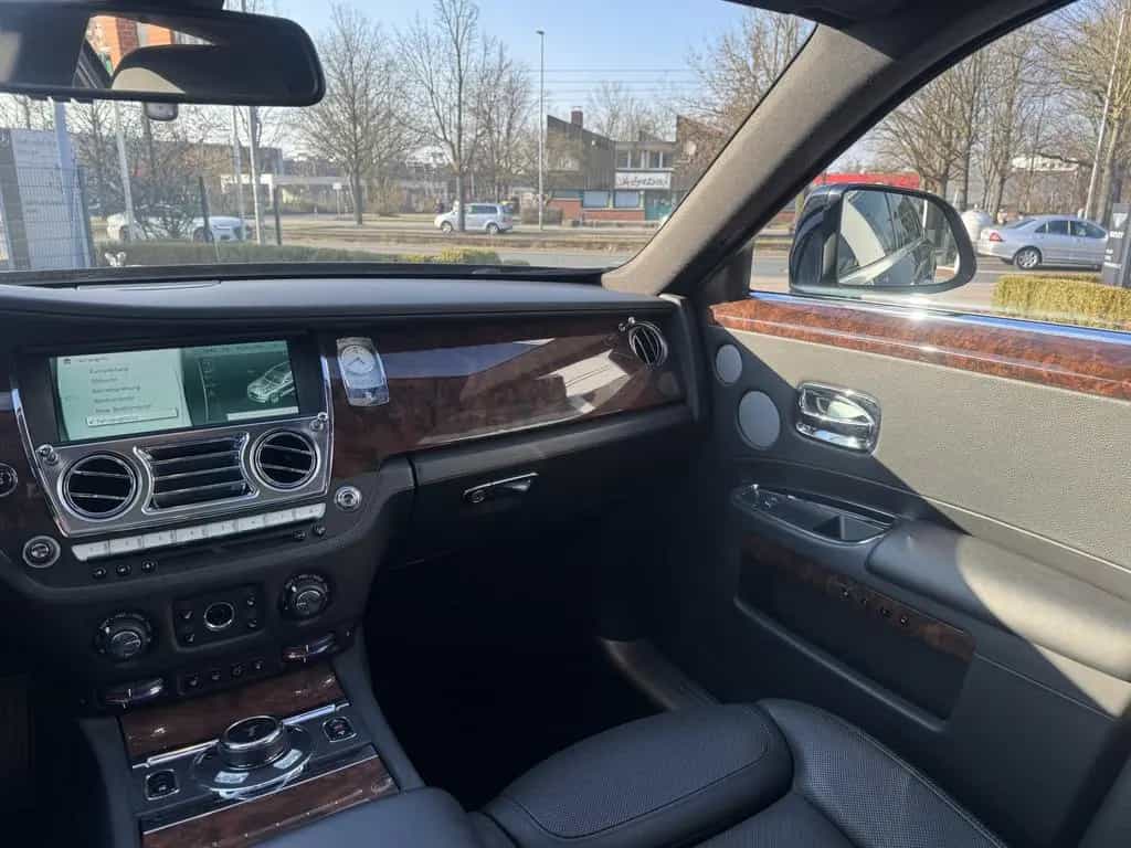 Rolls-Royce Ghost *Schiebedach*MwSt. ausweisbar* 04/2017-photo-11