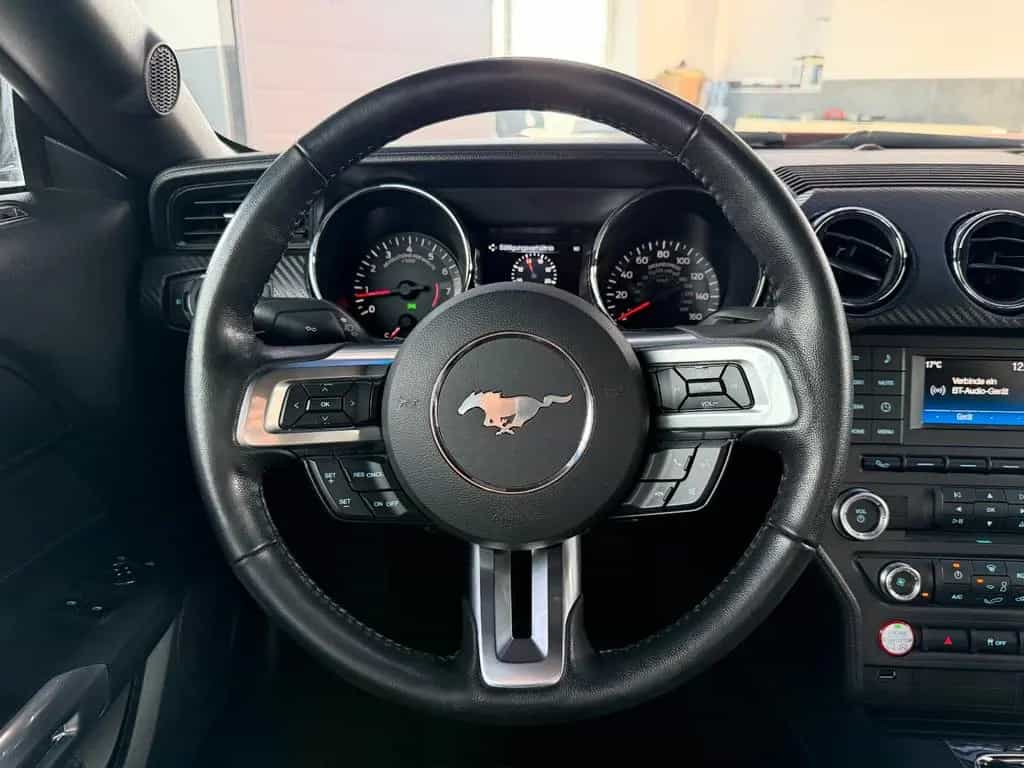 Ford Mustang *RÜCKFAHRKAMERA*LEDER*3,7*V6* 08/2017-photo-11