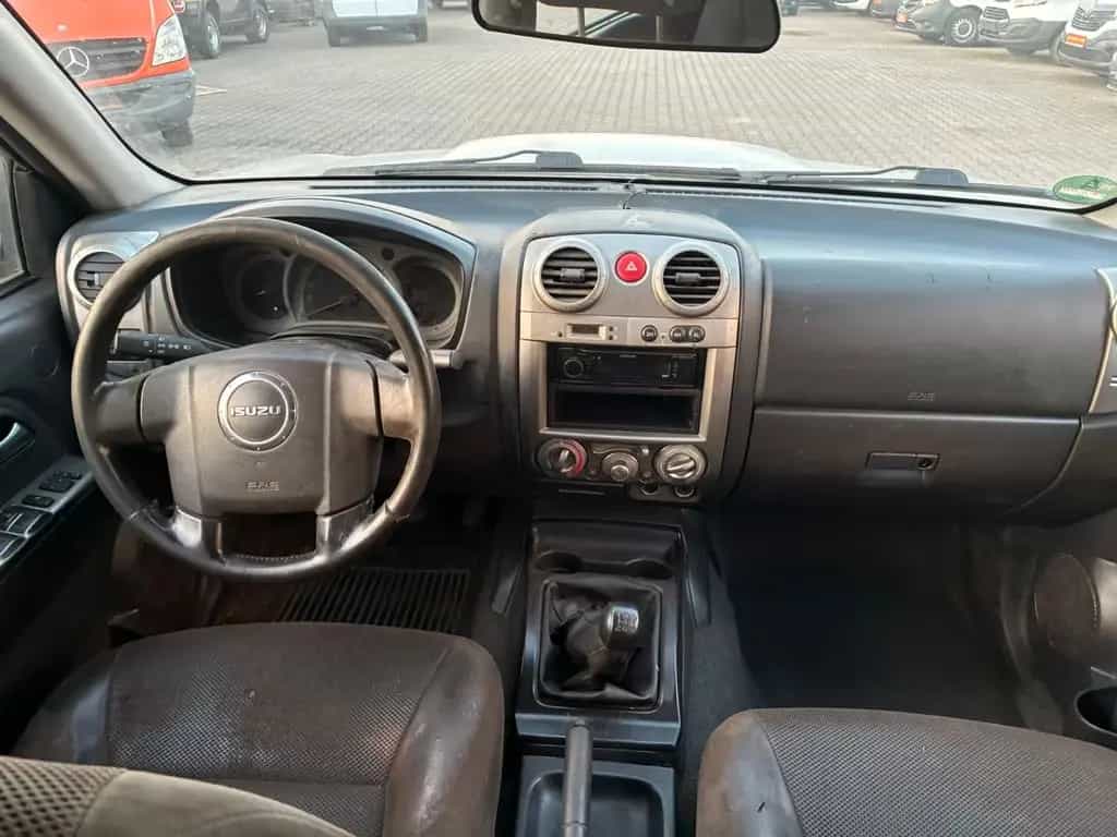Isuzu D-Max Double Cab Custom 4WD 11/2008-photo-13