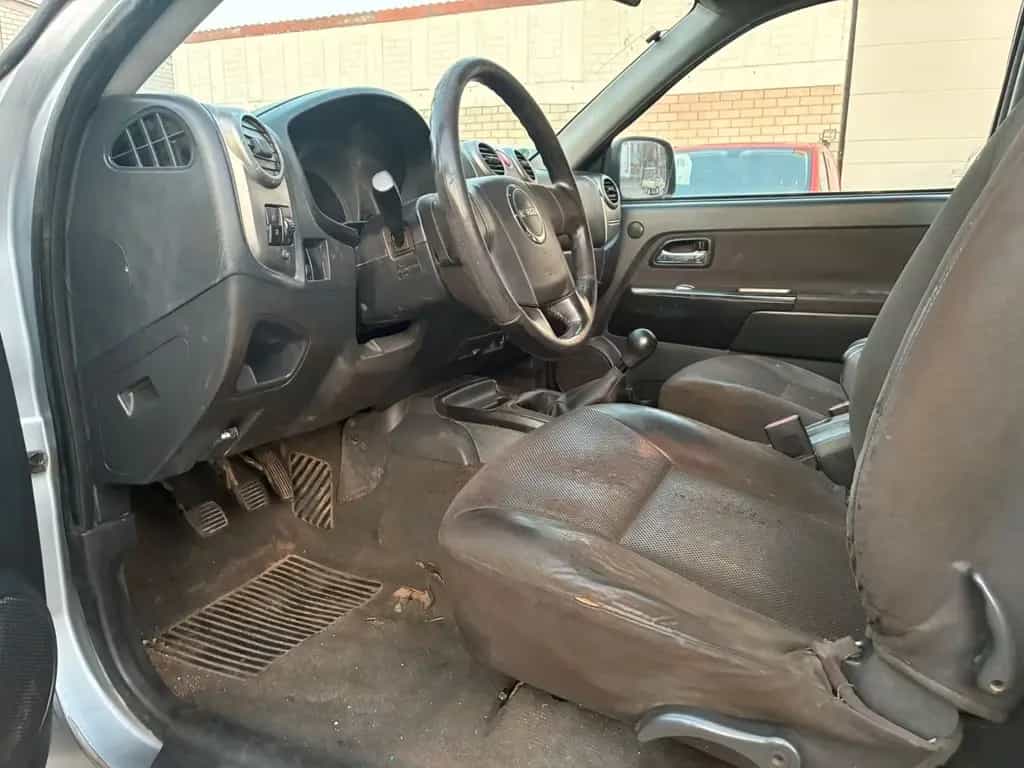 Isuzu D-Max Double Cab Custom 4WD 11/2008-photo-17