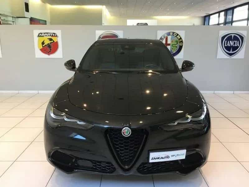 Alfa Romeo Stelvio 2.2 TD 210 CV Veloce AT8 Q4 M 02/2025-photo-2