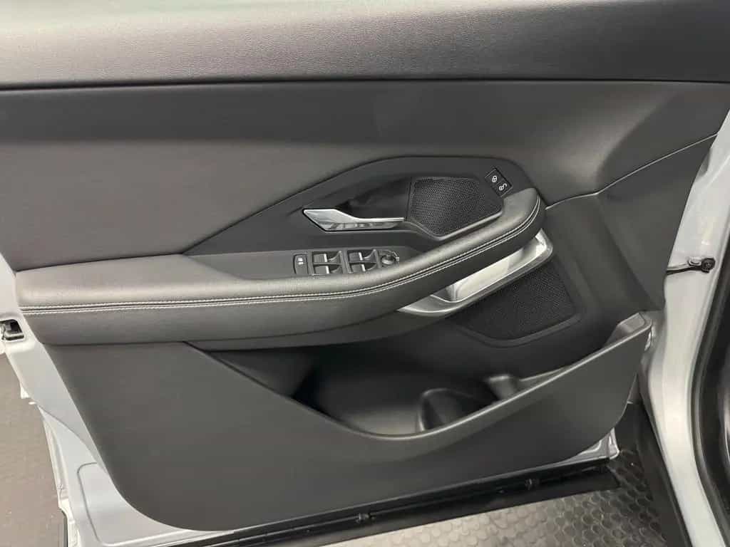 Jaguar E-Pace D180*R-Dynamic S*AWD*LEDER*LED*KAMERA* 06/2019-photo-10