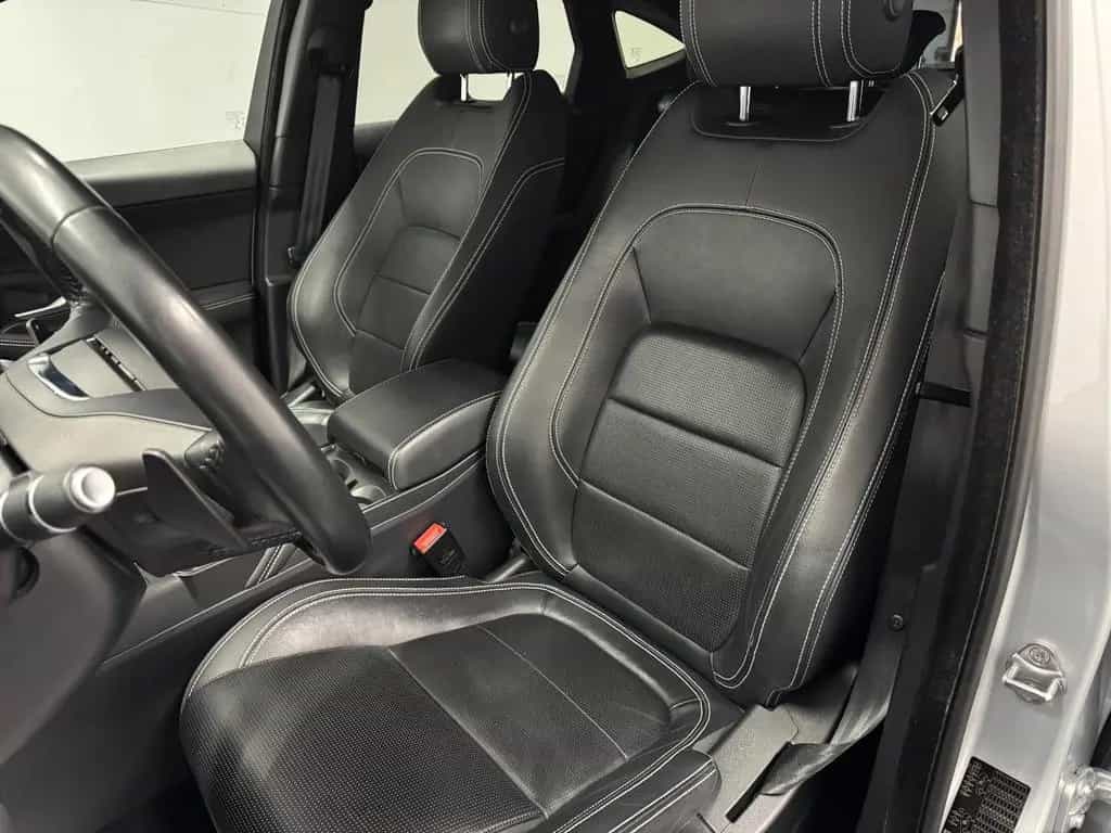 Jaguar E-Pace D180*R-Dynamic S*AWD*LEDER*LED*KAMERA* 06/2019-photo-9