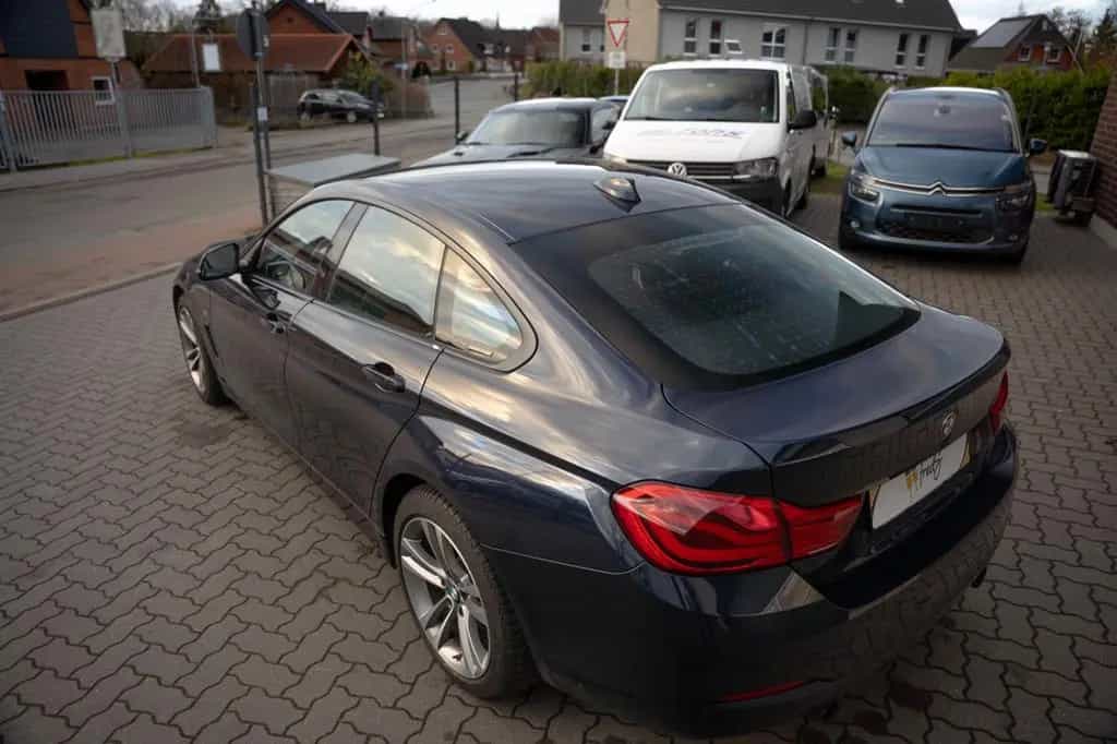 BMW 4 Series 440 Gran Coupé 440i xDrive 04/2017-photo-3