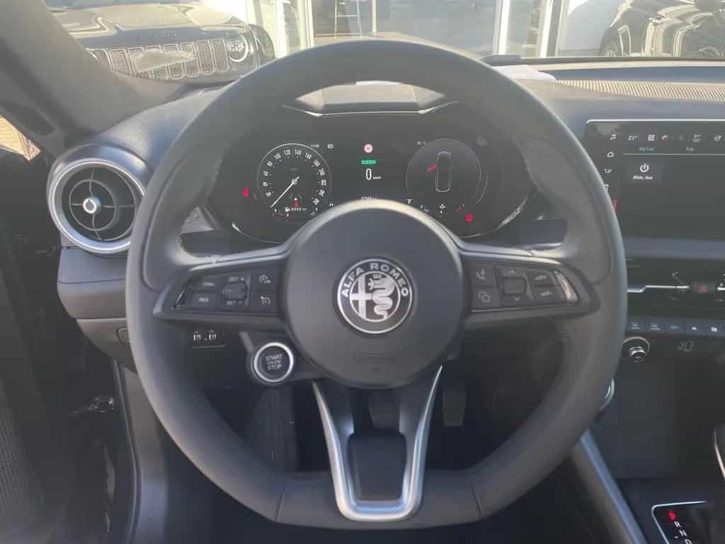 Alfa Romeo Tonale SUPER 1.5 T 130PS Automatik 12/2022-photo-9
