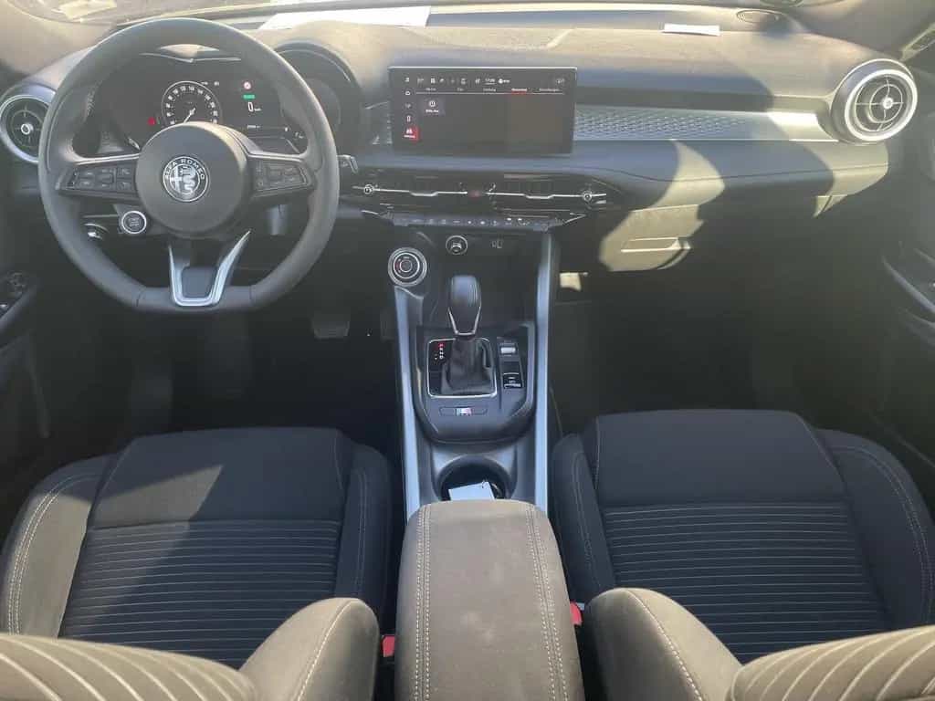 Alfa Romeo Tonale SUPER 1.5 T 130PS Automatik 12/2022-photo-8