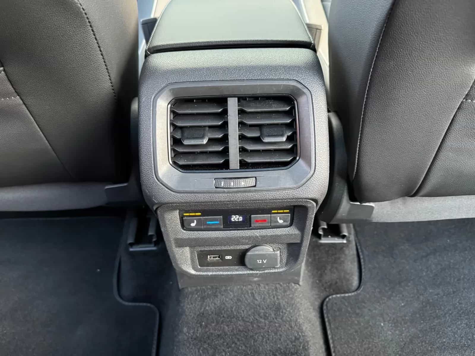 Volkswagen Tiguan 10/2019-photo-17