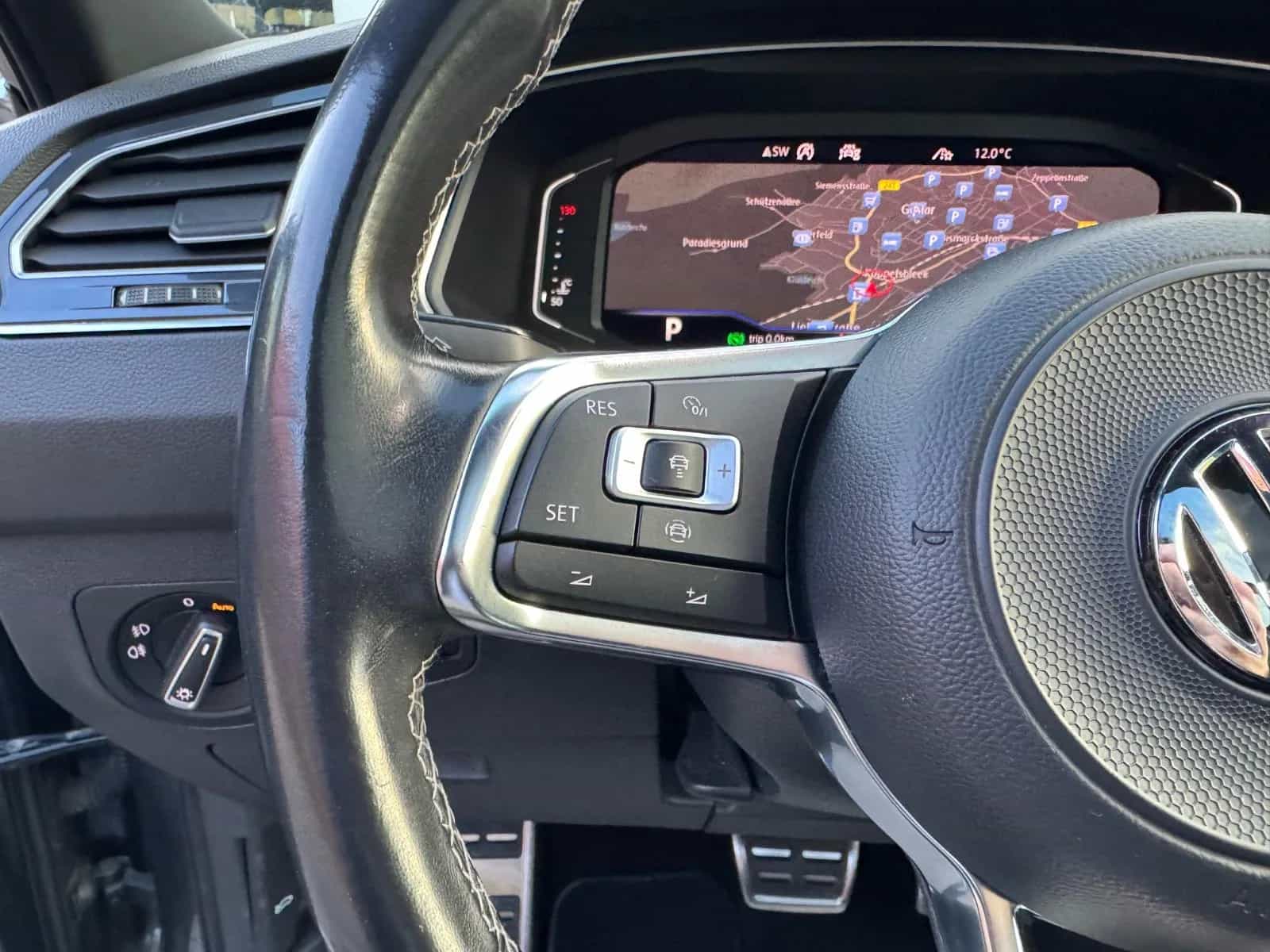 Volkswagen Tiguan 10/2019-photo-28