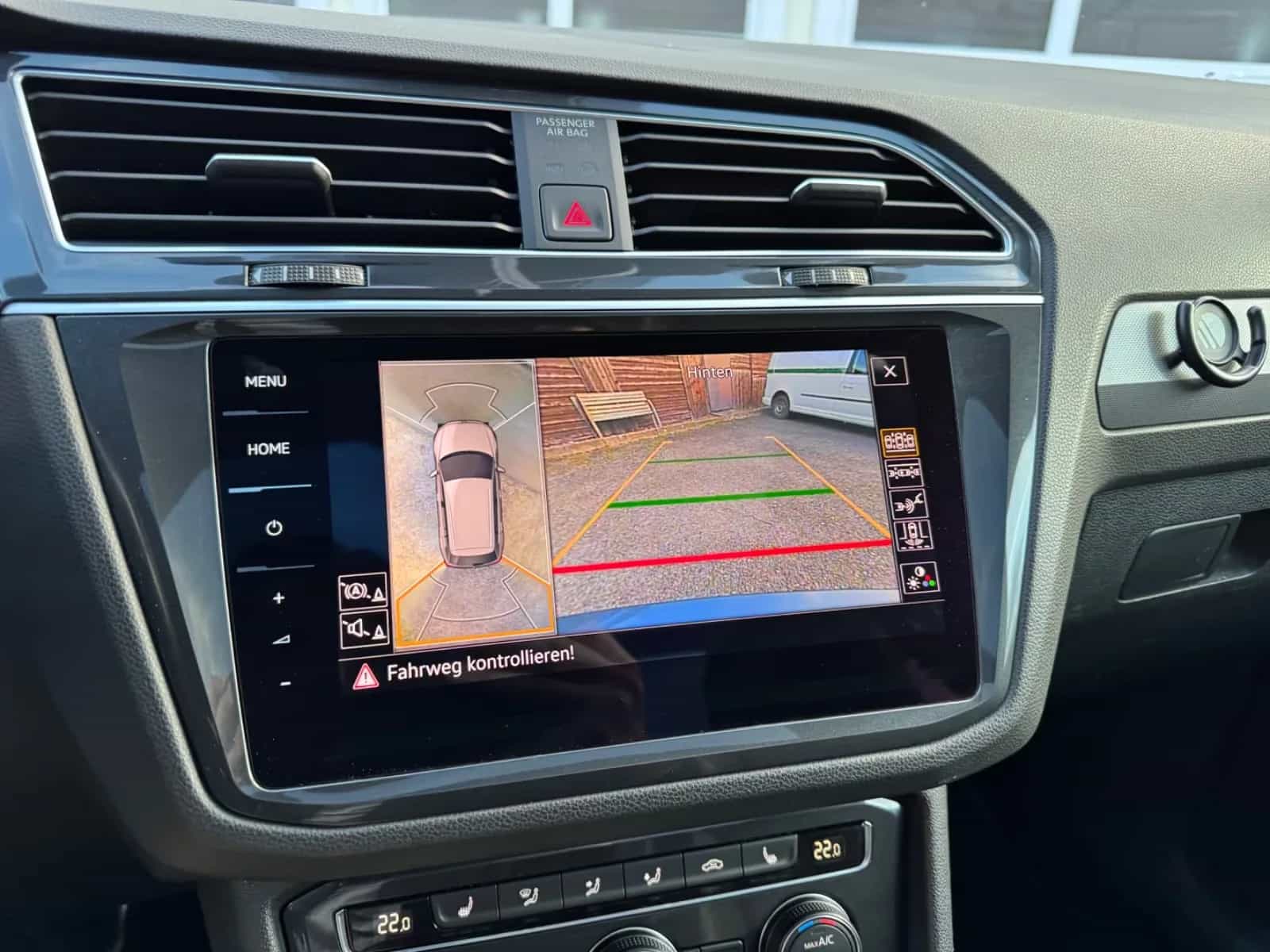 Volkswagen Tiguan 10/2019-photo-34