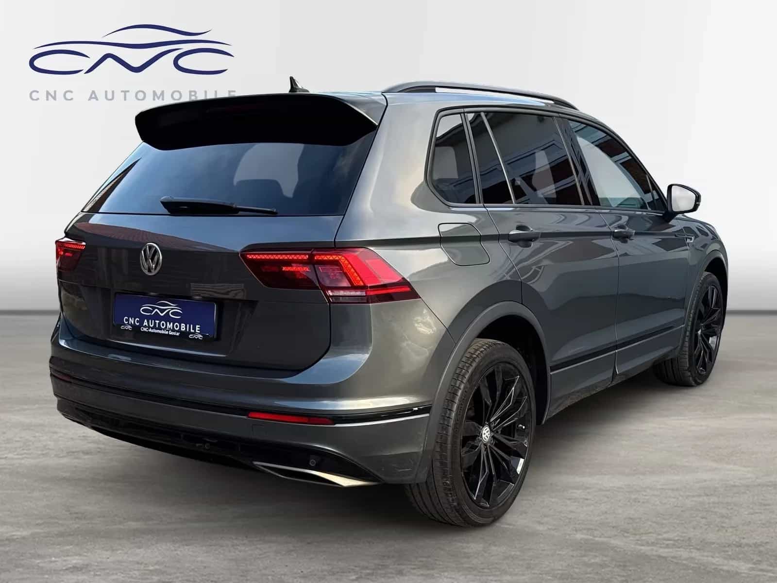 Volkswagen Tiguan 10/2019-photo-4