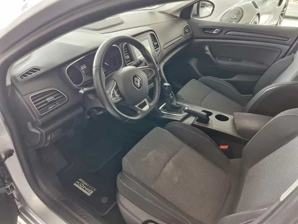 Renault Megane IV Lim. 5-trg. Play*Navi*SHZ*PDC*Temp* 06/2017-photo-7