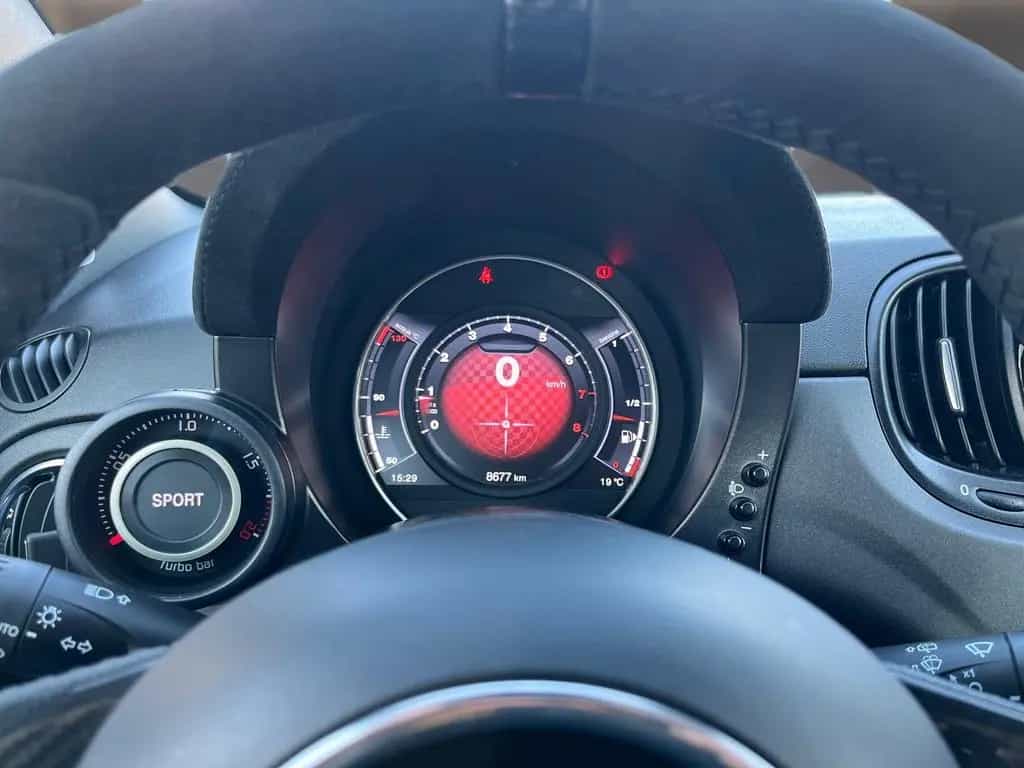 Abarth 695 1.Hand*Bi-Xenon*Sabelt*Navi*Beats*DAB* 09/2023-photo-12