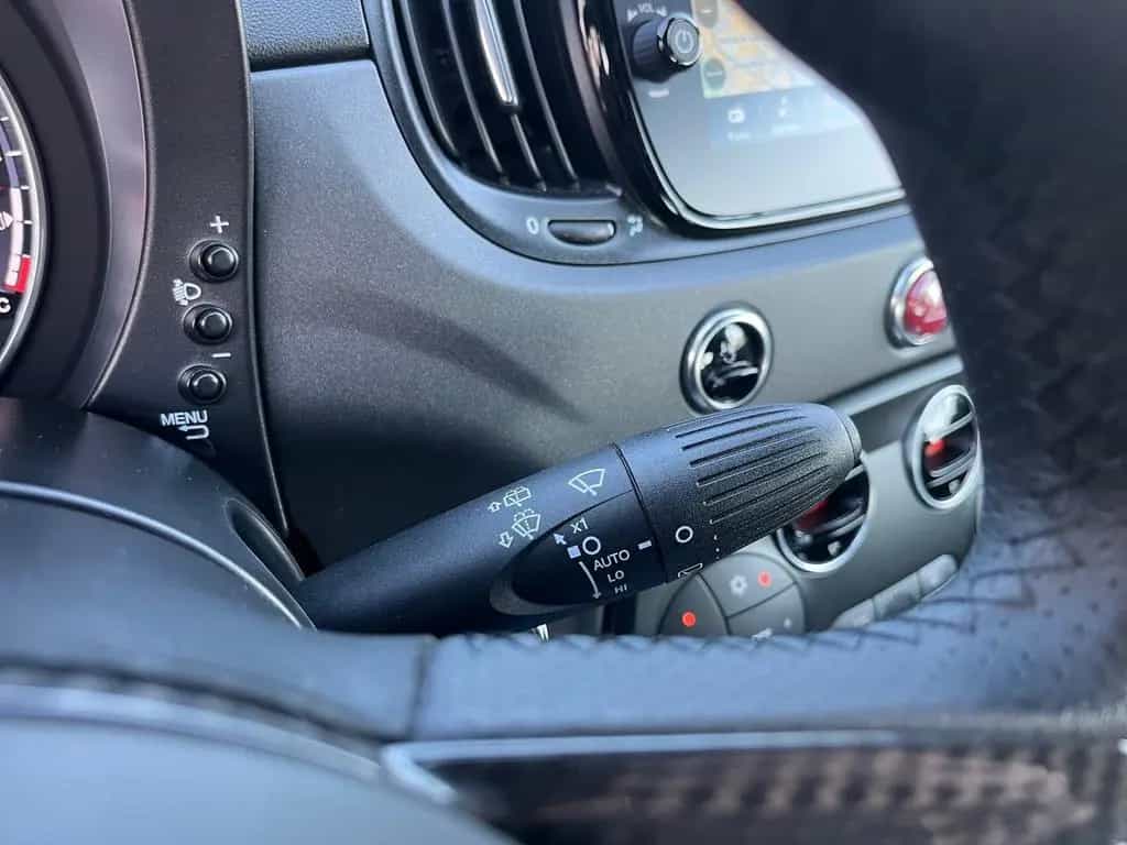Abarth 695 1.Hand*Bi-Xenon*Sabelt*Navi*Beats*DAB* 09/2023-photo-16