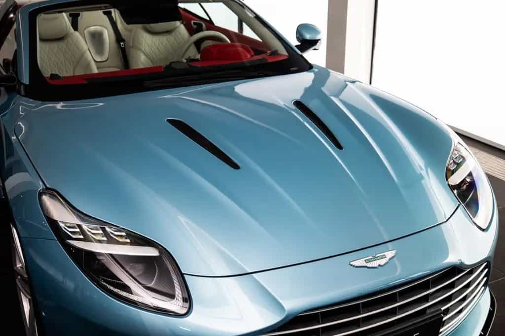 Aston Martin DB12 Volante 07/2024-photo-25