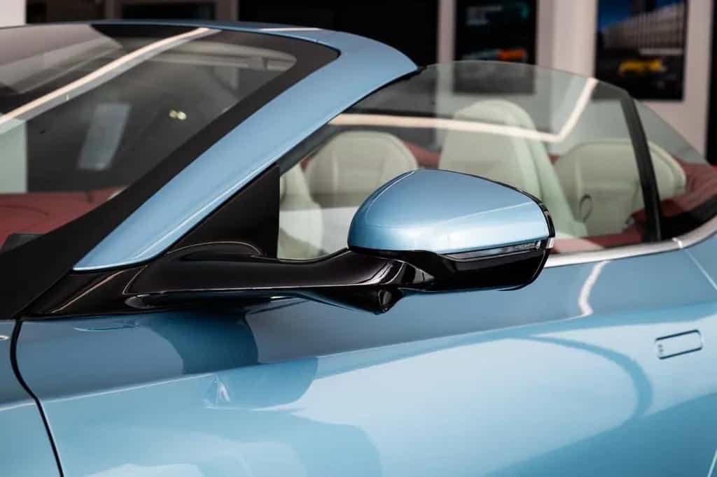 Aston Martin DB12 Volante 07/2024-photo-27