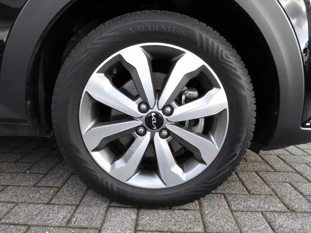 Kia Stonic 1.0 T-GDI 100 OPF DCT7 Vision 06/2025-photo-14