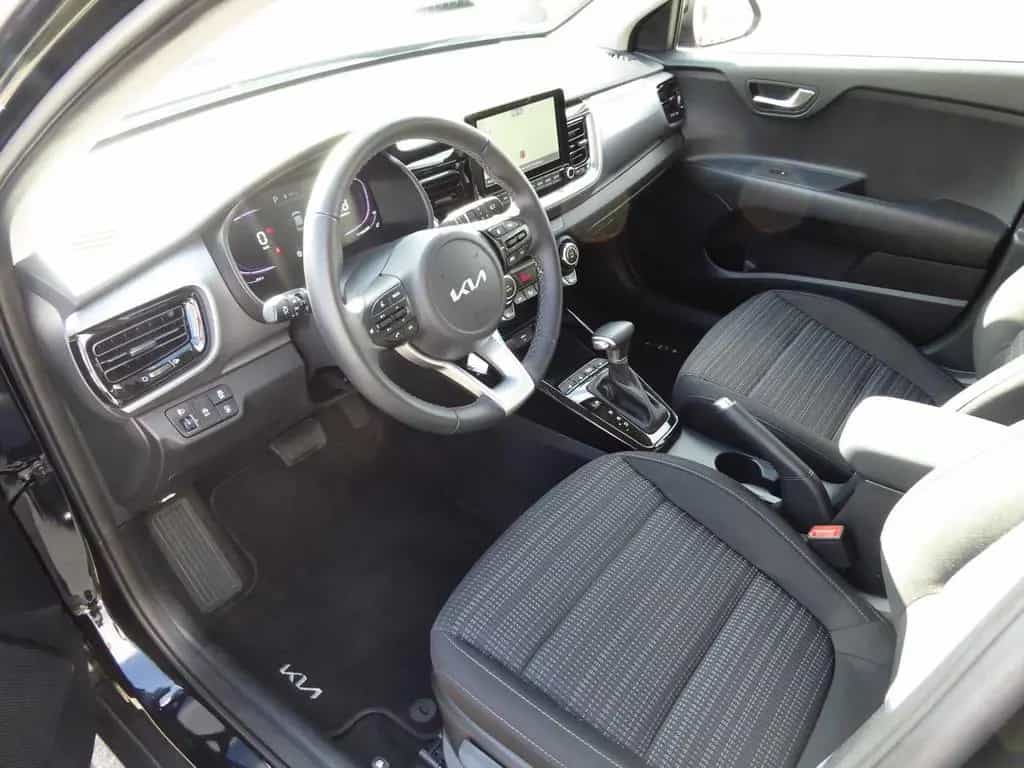 Kia Stonic 1.0 T-GDI 100 OPF DCT7 Vision 06/2025-photo-6