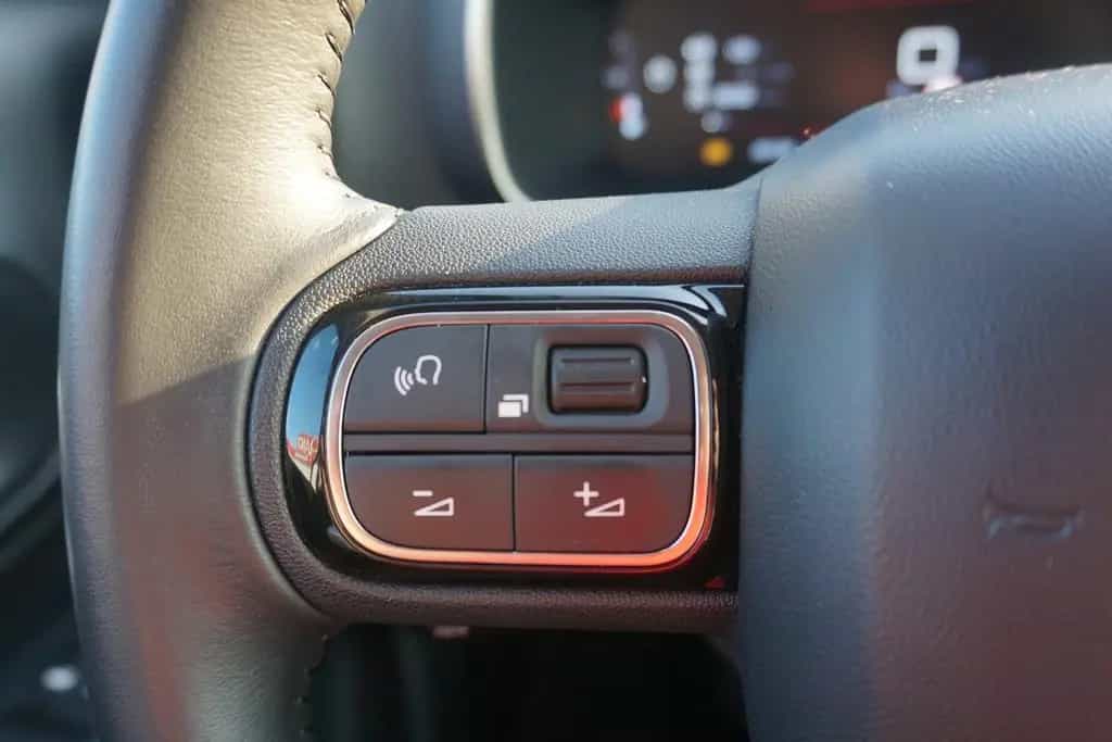 Citroën C5 Aircross 1.2 Feel Pack LED Android Apple DAB 11/2023-photo-23