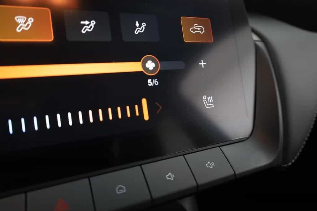 MG ZS 1.5 VTi-Tech Comfort LED Navi 360° Sitzheizun 12/2025-photo-26