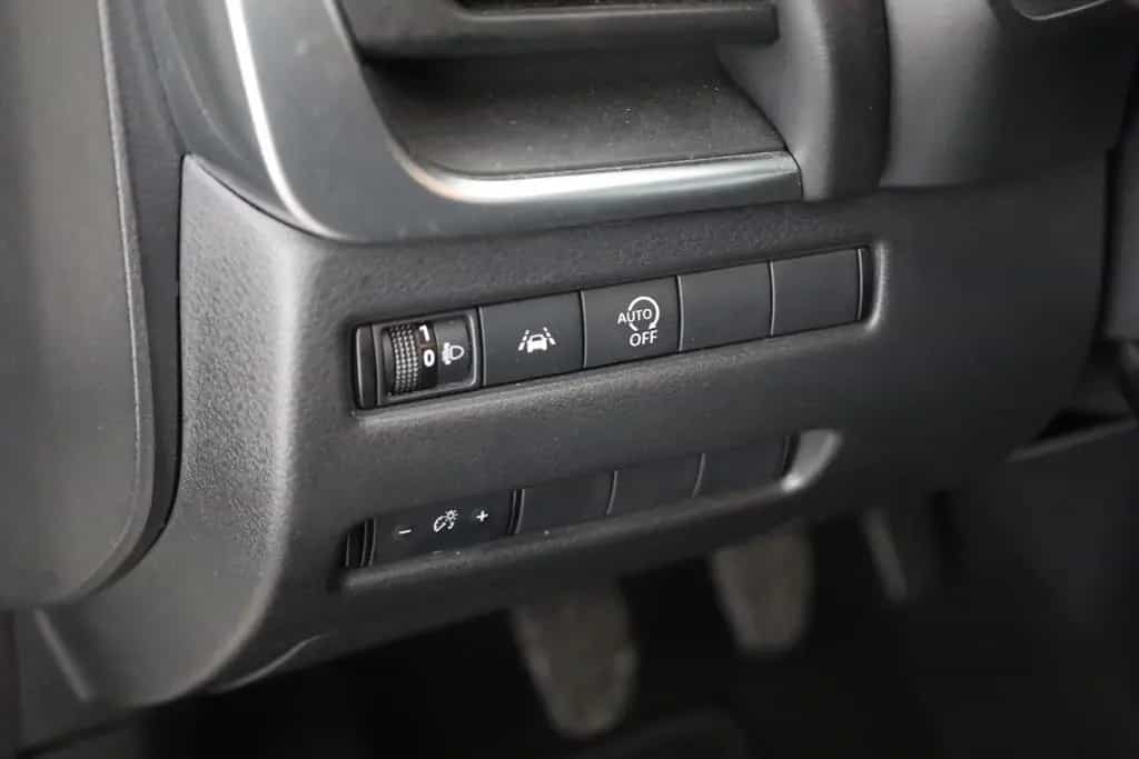 Nissan Qashqai 1.3 DIG-T Acenta LED Navi ACC 360° DAB 09/2021-photo-19