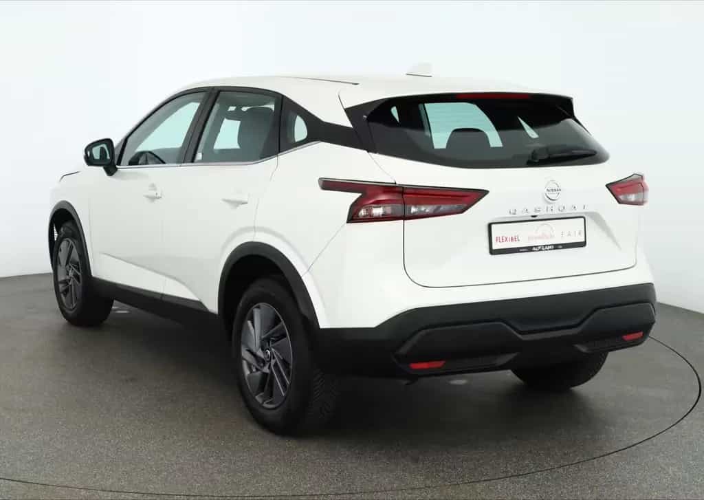 Nissan Qashqai 1.3 DIG-T Acenta LED Navi ACC 360° DAB 09/2021-photo-2