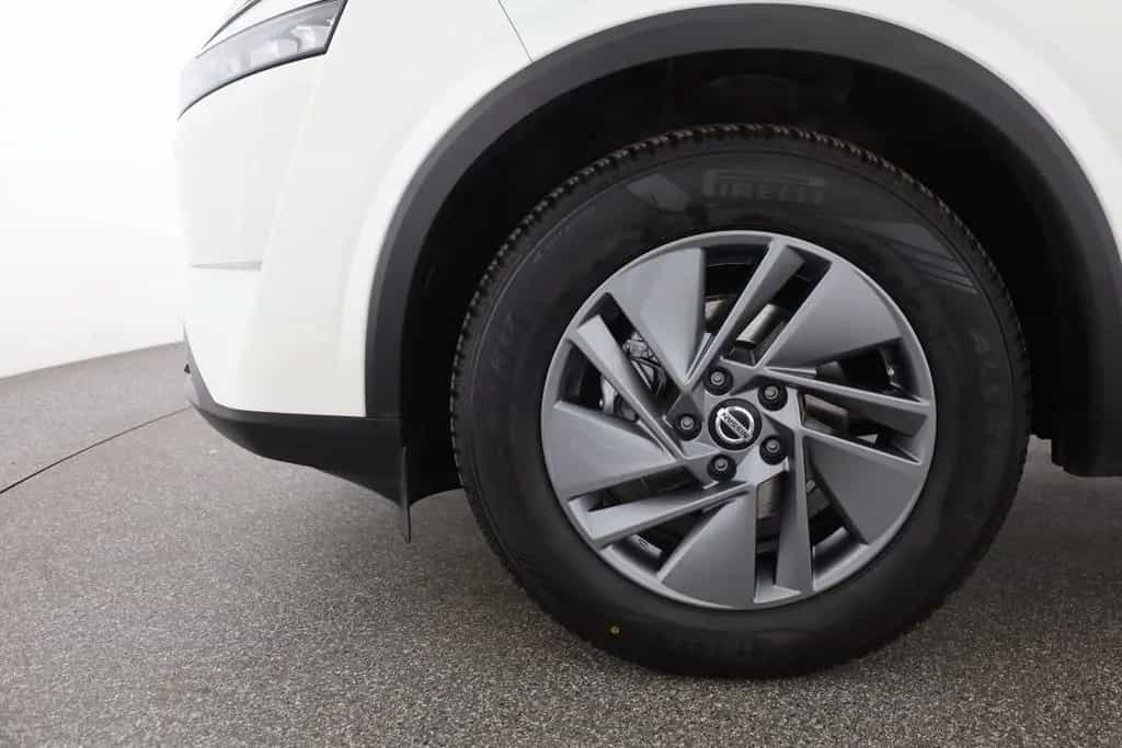 Nissan Qashqai 1.3 DIG-T Acenta LED Navi ACC 360° DAB 09/2021-photo-28
