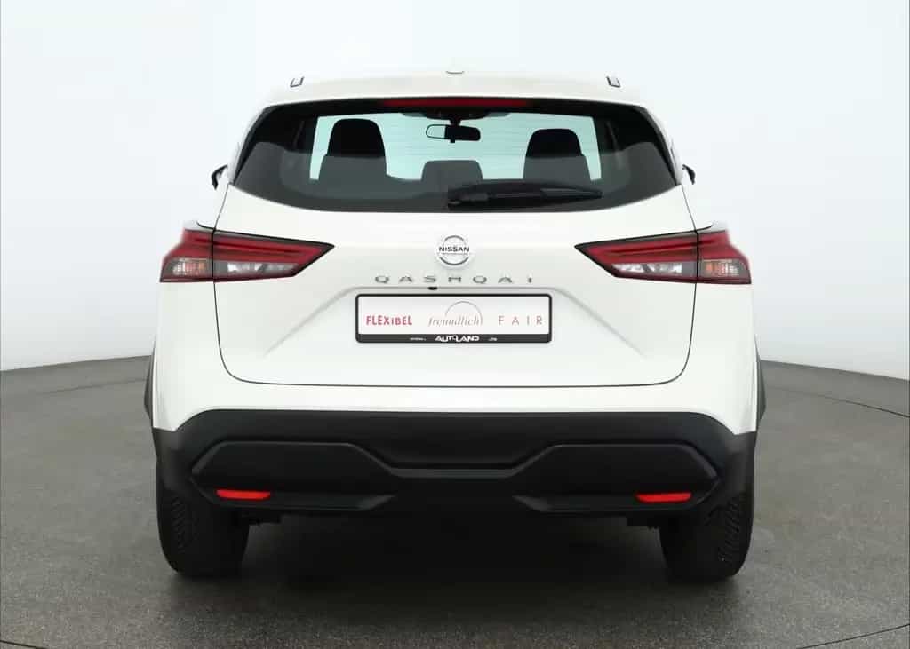Nissan Qashqai 1.3 DIG-T Acenta LED Navi ACC 360° DAB 09/2021-photo-3