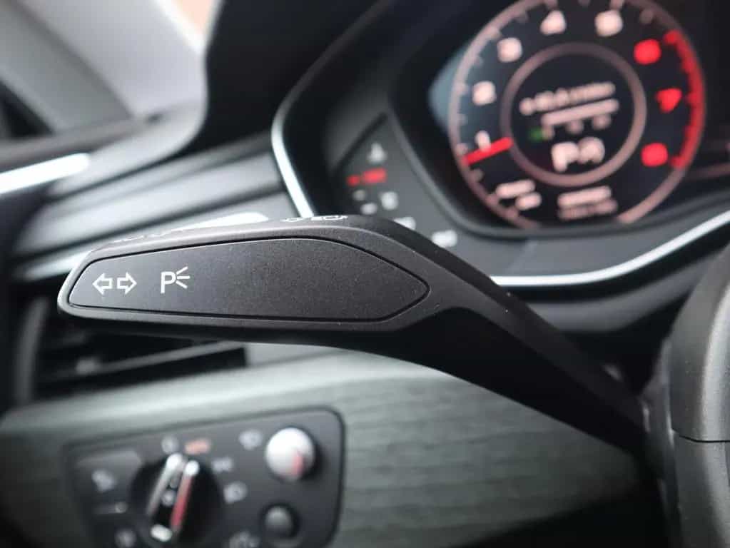 Audi A5 Coupe 2.0 TFSI S-Tronic AHK Bi-Xenon Navi PDC 01/2017-photo-22