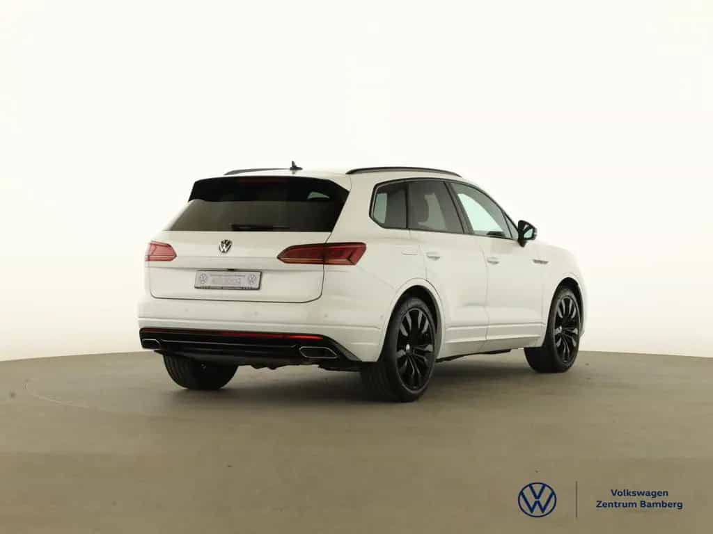 Volkswagen Touareg 3.0 V6 TSI R-LINE+4MOTION+AHK+PANO+RFK 11/2022-photo-5