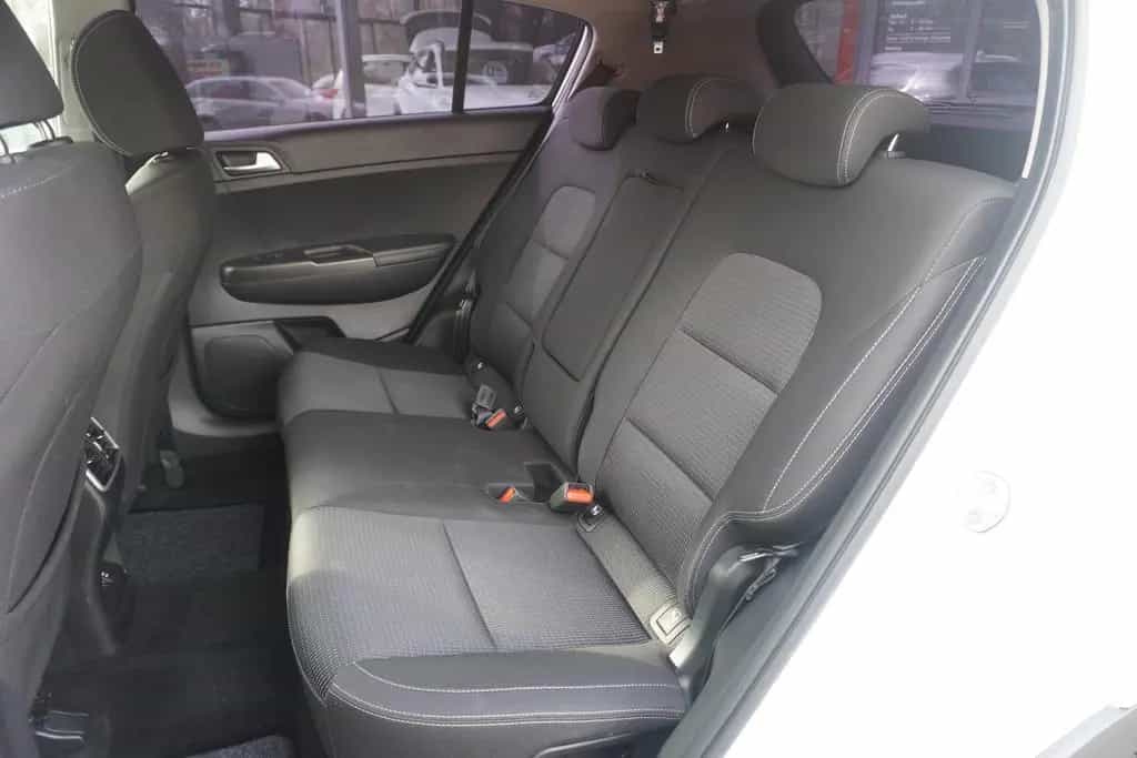 Kia Sportage Vision 4WD AHK Kamera 4x Sitzheizung 01/2020-photo-11