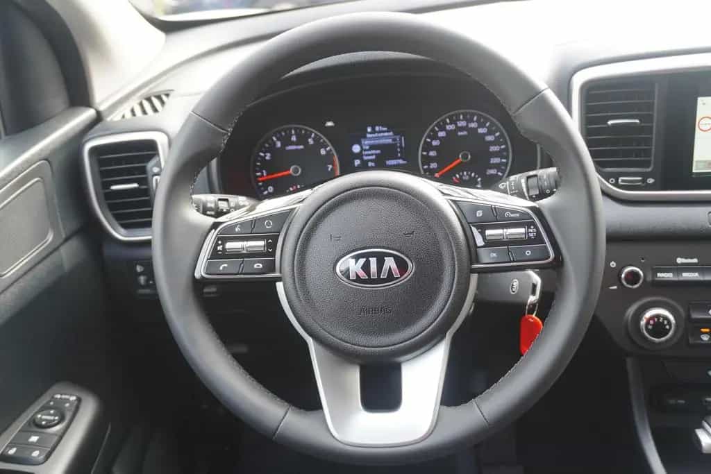 Kia Sportage Vision 4WD AHK Kamera 4x Sitzheizung 01/2020-photo-16