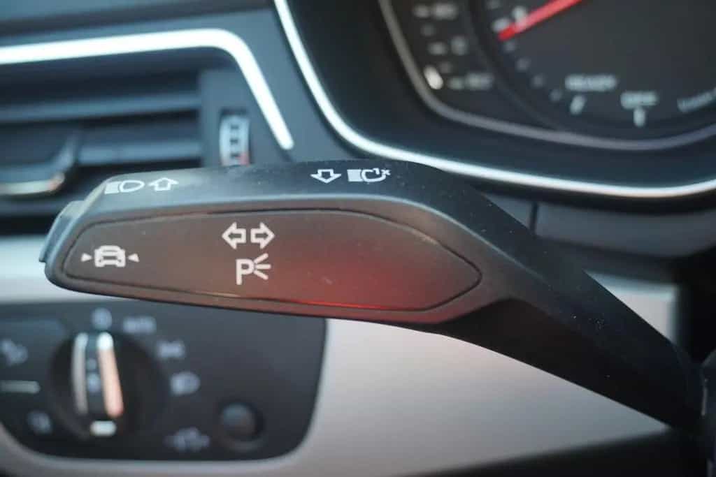 Audi A4 Avant 35 2.0 TDI S line LED ACC Kamera eHK 02/2021-photo-22