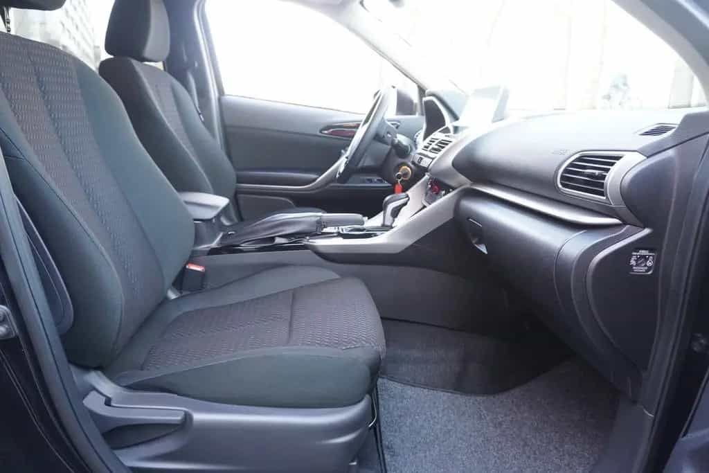 Mitsubishi Eclipse Cross 1.5 T-MIVEC Active+ 2WD CVT AHK 12/2019-photo-12