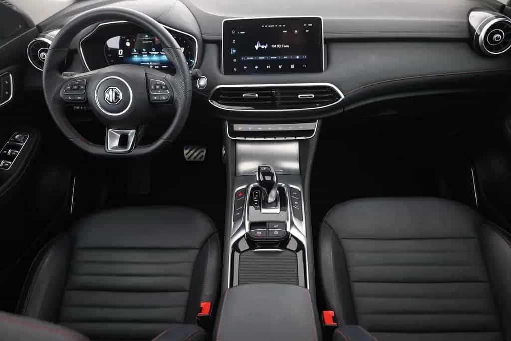 MG HS 1.5 T-GDI Luxury Aut. LED ACC Navi 360° Pano 03/2024-photo-8