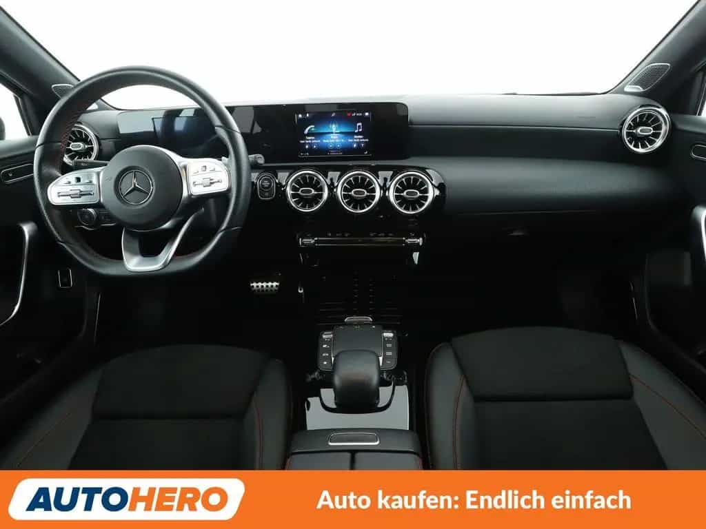 Mercedes-Benz Limousine A 200 AMG Line Aut.*LED*TEMPO 01/2021-photo-11